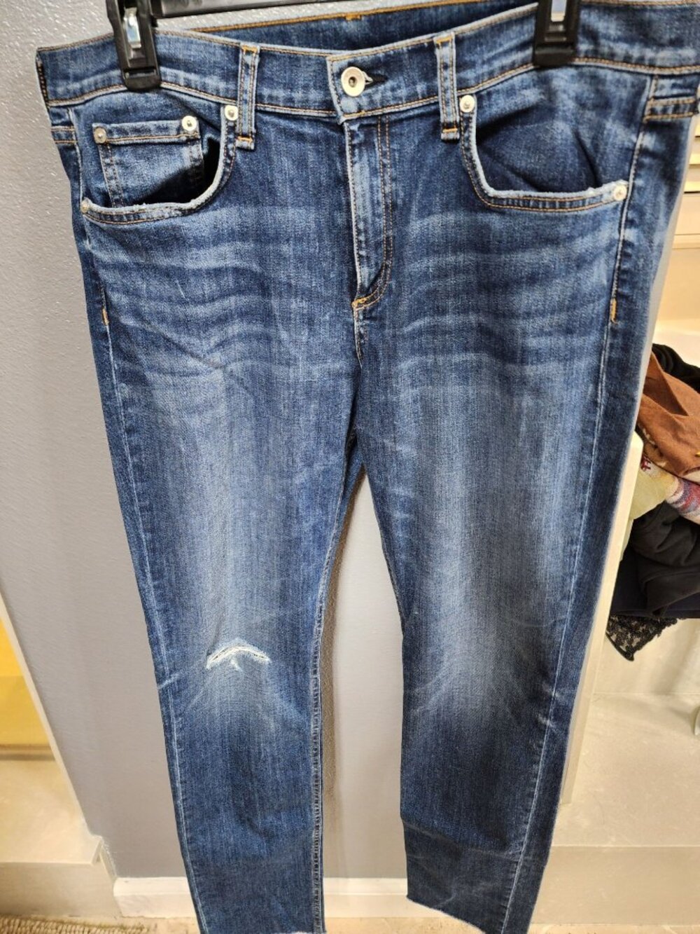 rag & bone DRE Medium Wash Distressed Ankle Jeans Signature Back Pocket Logo